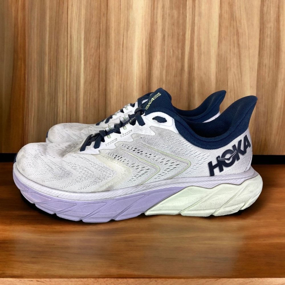Hoka Arahi 5 Running Shoes Size 10B Womens Road White Sneakers 1115012 Run Women